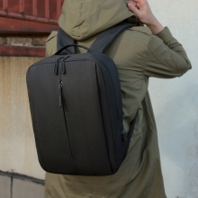 商务时尚双肩包 简约户外背包休闲电脑包 最受欢迎的促销赠品
