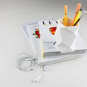 硅胶笔筒开学季文具收纳盒 创意实用小礼品