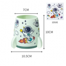 多功能大容量桌面文具笔盒带贴纸 卡通火箭笔筒 超低价小礼品